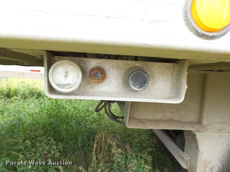 image for item K2059 1997 Travis 39FT end dump trailer