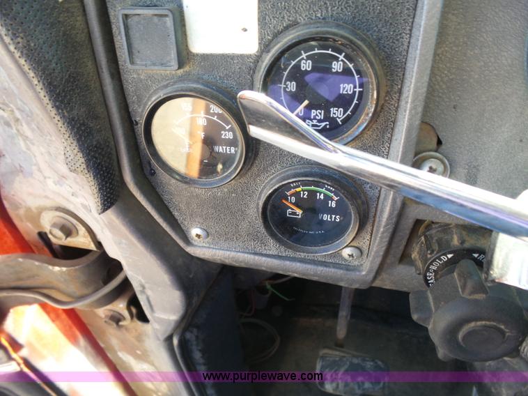 image for item K3115 1986 Mack Superliner RW613 semi truck