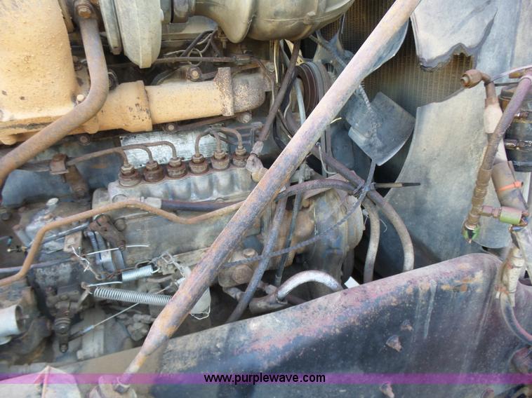 image for item K3115 1986 Mack Superliner RW613 semi truck