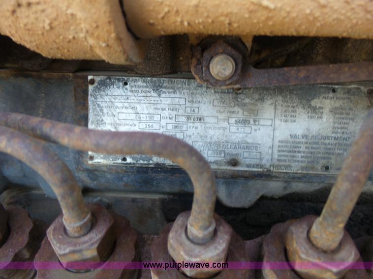 image for item K3115 1986 Mack Superliner RW613 semi truck