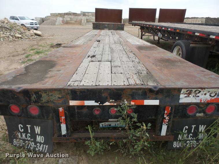 image for item K3503 1988 Aztec drop deck trailer