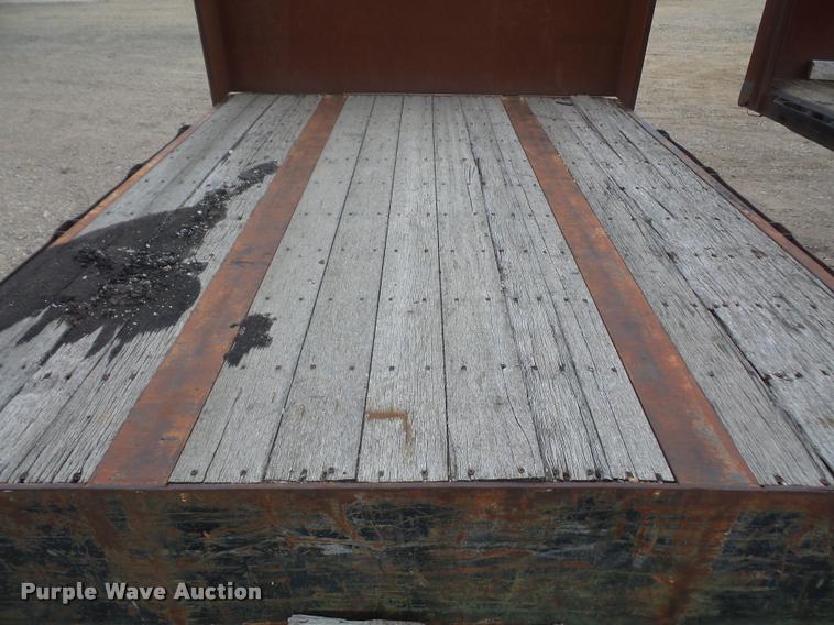 image for item K3503 1988 Aztec drop deck trailer