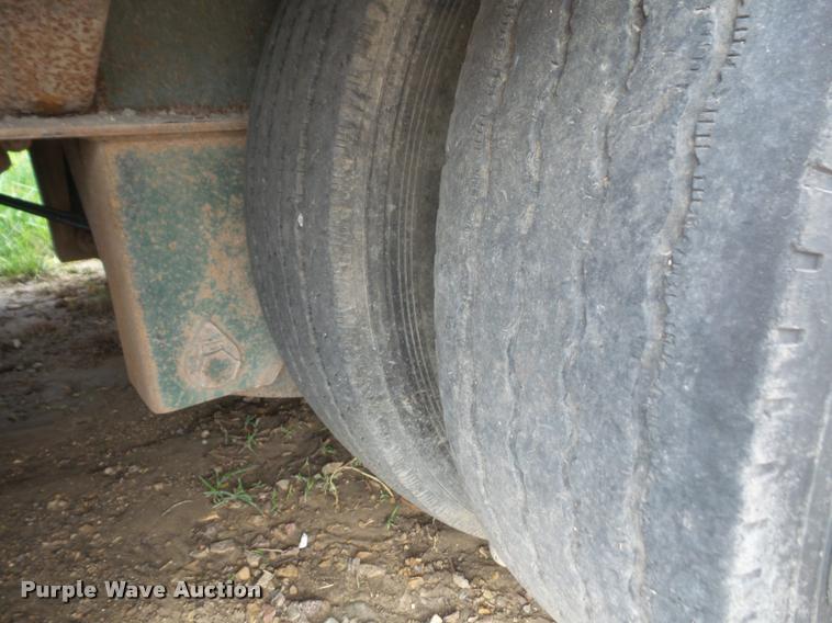 image for item K3503 1988 Aztec drop deck trailer