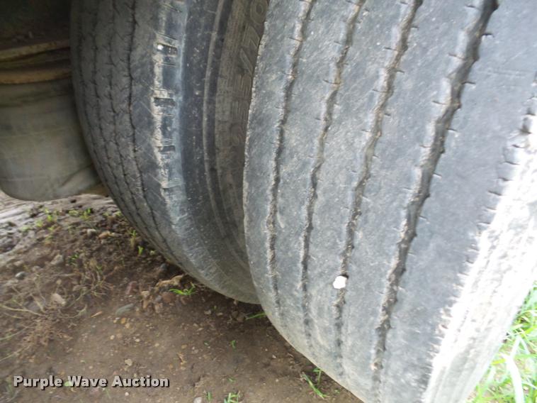 image for item K3503 1988 Aztec drop deck trailer