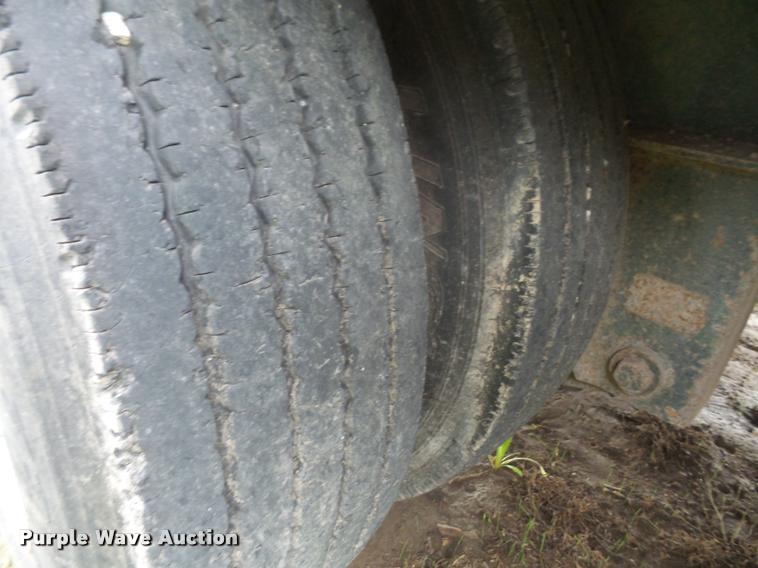 image for item K3503 1988 Aztec drop deck trailer