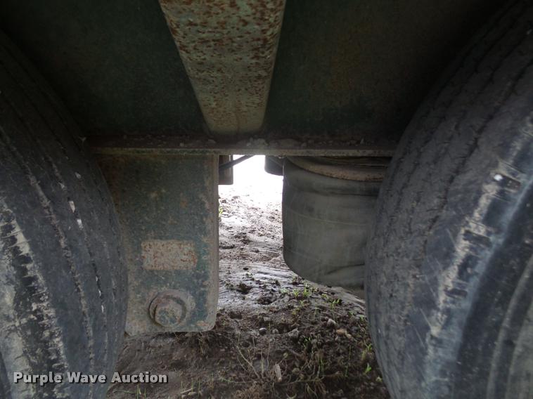 image for item K3503 1988 Aztec drop deck trailer