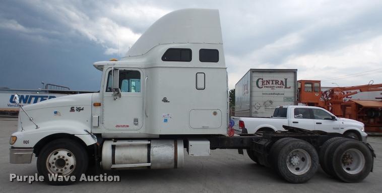 image for item K3519 1998 International Eagle 9400 semi truck