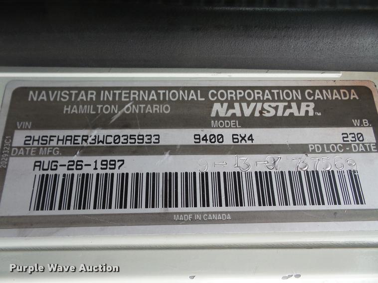 image for item K3519 1998 International Eagle 9400 semi truck