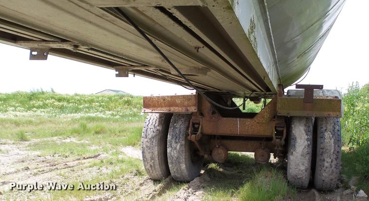 image for item K4045 1968 Trail Mobile tank trailer