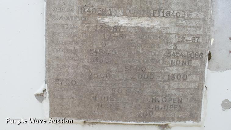 image for item K4045 1968 Trail Mobile tank trailer