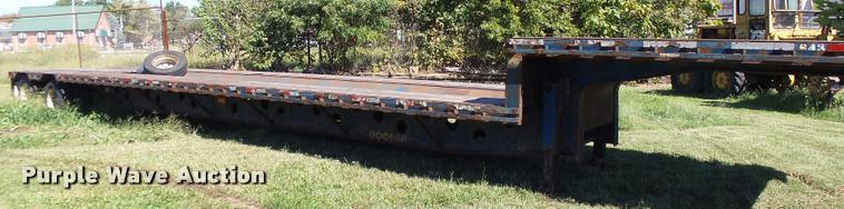 image for item K5683 2002 Doonan 482DB14B drop deck trailer