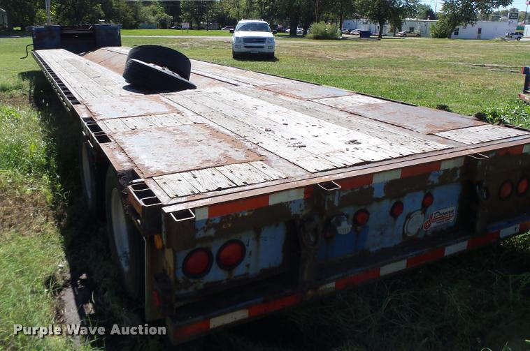 image for item K5683 2002 Doonan 482DB14B drop deck trailer