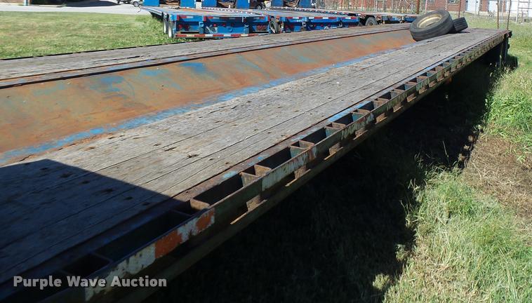 image for item K5683 2002 Doonan 482DB14B drop deck trailer