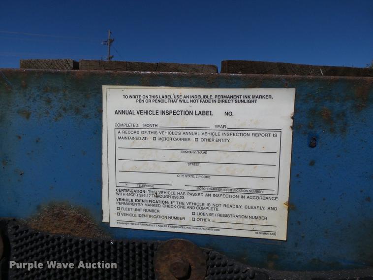 image for item K5683 2002 Doonan 482DB14B drop deck trailer