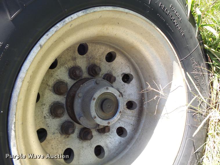 image for item K5683 2002 Doonan 482DB14B drop deck trailer