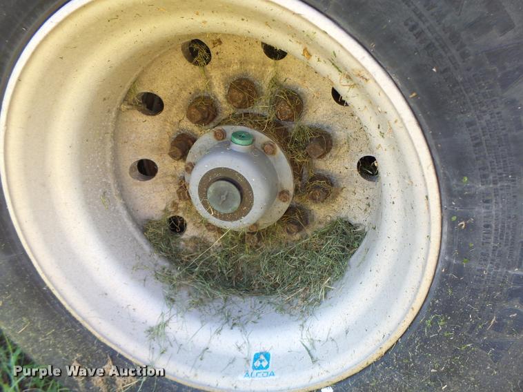 image for item K5683 2002 Doonan 482DB14B drop deck trailer