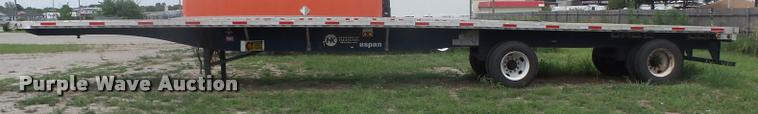 image for item K6999 2000 Utility flatbed trailer