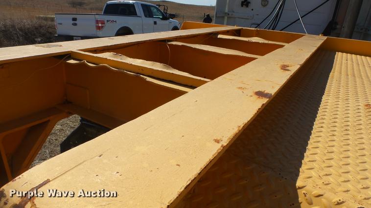 image for item L1333 1982 Luttig equipment trailer