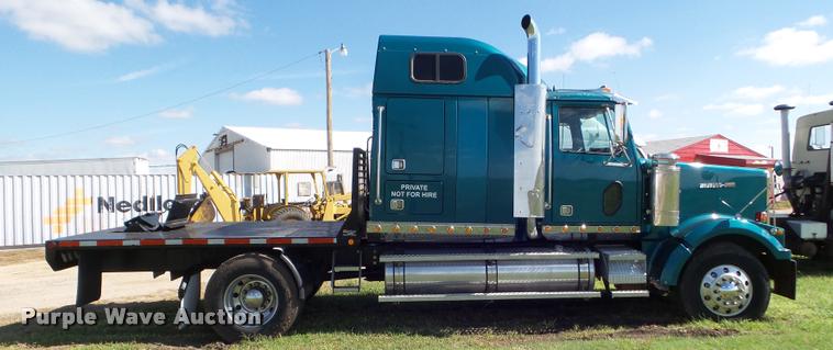 image for item L6979 1998 Western Star 4964FX semi truck