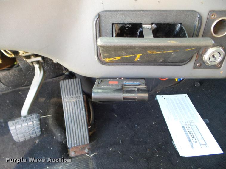 image for item L6979 1998 Western Star 4964FX semi truck