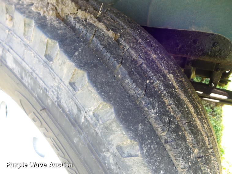 image for item L6979 1998 Western Star 4964FX semi truck