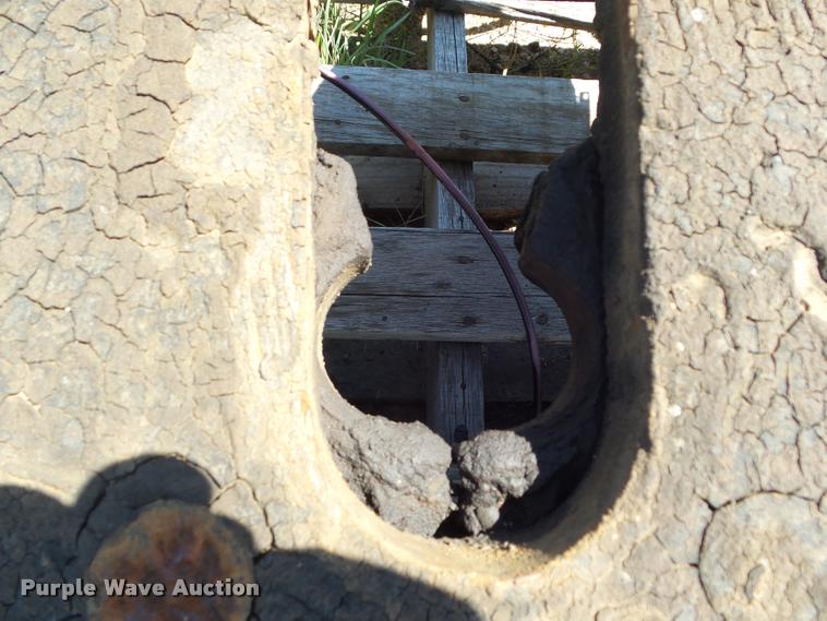 image for item L6995 Fixed fifth wheel plate