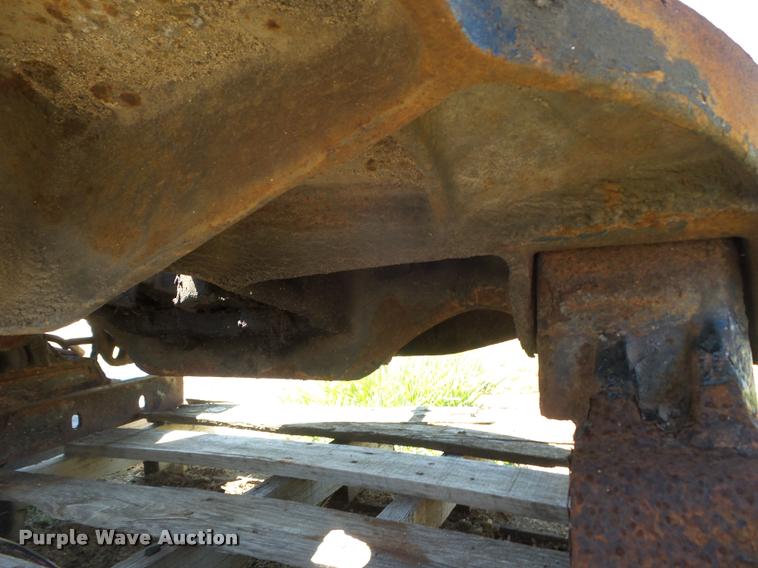 image for item L6995 Fixed fifth wheel plate