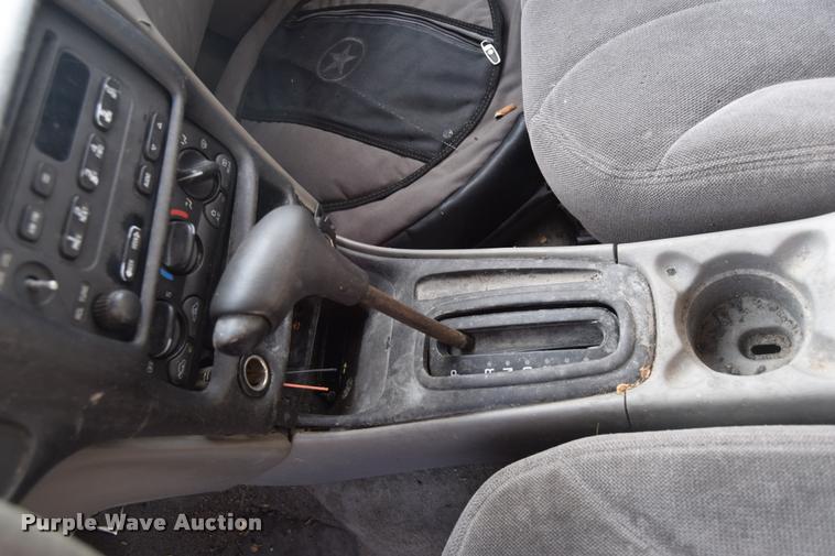 image for item L2602 2005 Chevrolet Classic