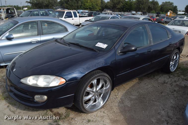 image for item L2603 2000 Dodge Intrepid