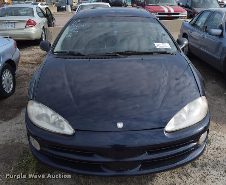 image for item L2603 2000 Dodge Intrepid