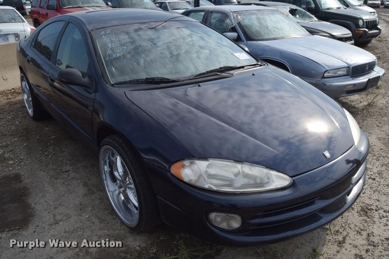 image for item L2603 2000 Dodge Intrepid