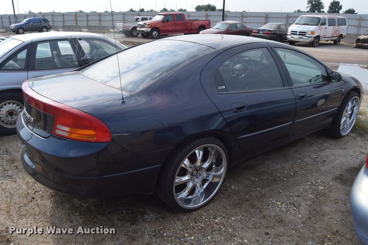 image for item L2603 2000 Dodge Intrepid