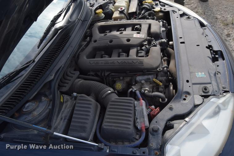 image for item L2603 2000 Dodge Intrepid