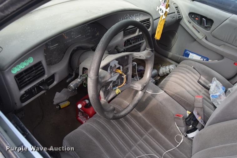 image for item L2604 1996 Buick Regal