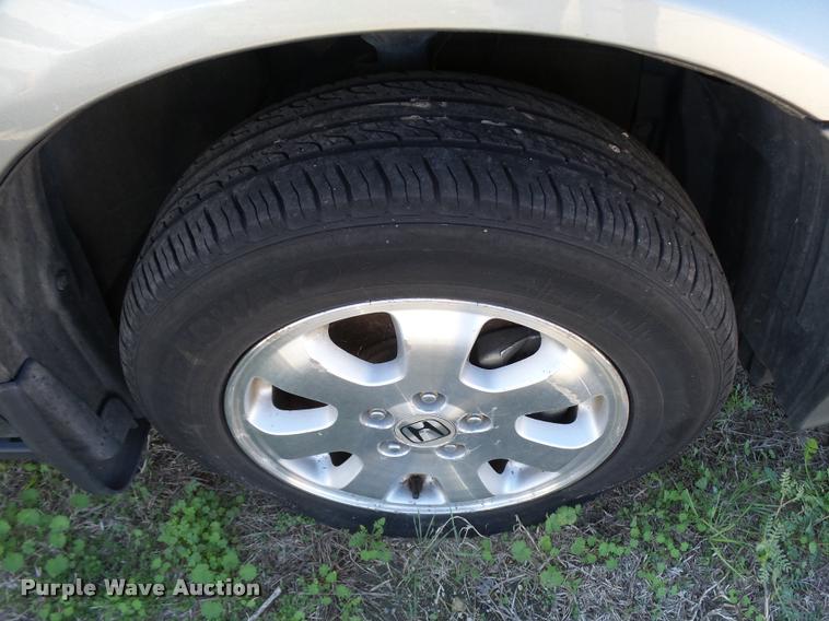 image for item L2716 2002 Honda Odyssey van