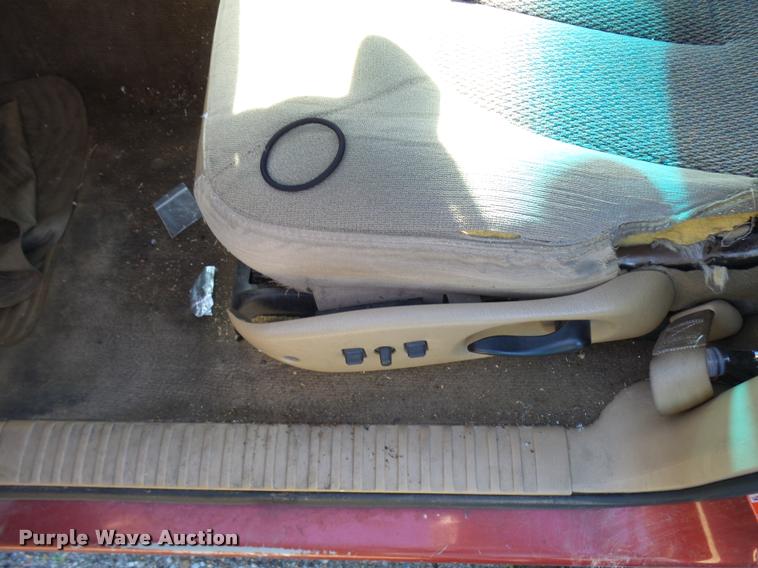 image for item L2717 1999 Dodge Durango SUV