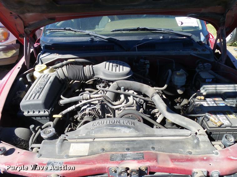 image for item L2717 1999 Dodge Durango SUV