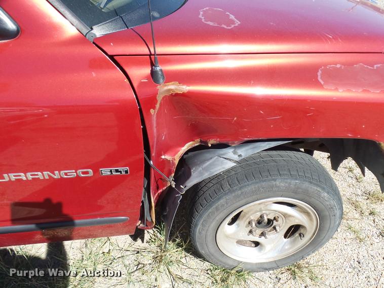 image for item L2717 1999 Dodge Durango SUV