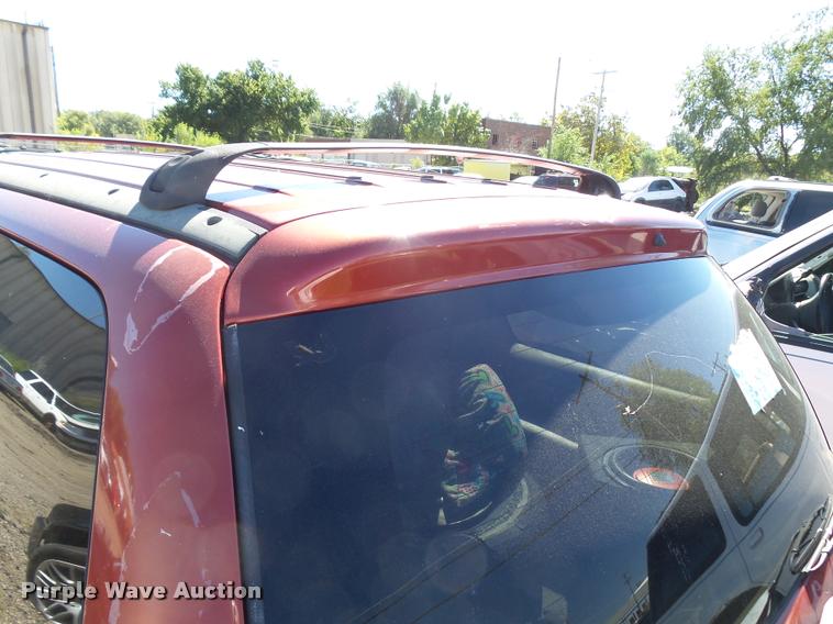 image for item L2717 1999 Dodge Durango SUV