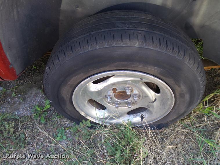 image for item L2717 1999 Dodge Durango SUV