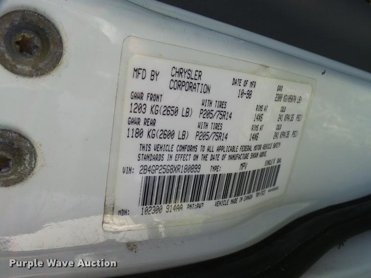 image for item L2718 1999 Dodge Caravan van