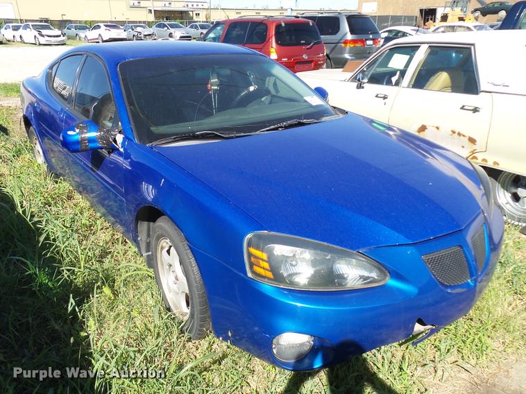 image for item L2719 2005 Pontiac Grand Prix