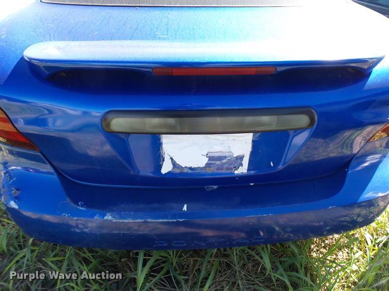 image for item L2719 2005 Pontiac Grand Prix