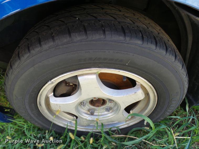 image for item L2719 2005 Pontiac Grand Prix