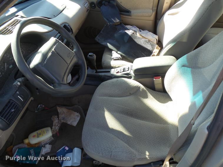 image for item L2720 2000 Chevrolet Cavalier