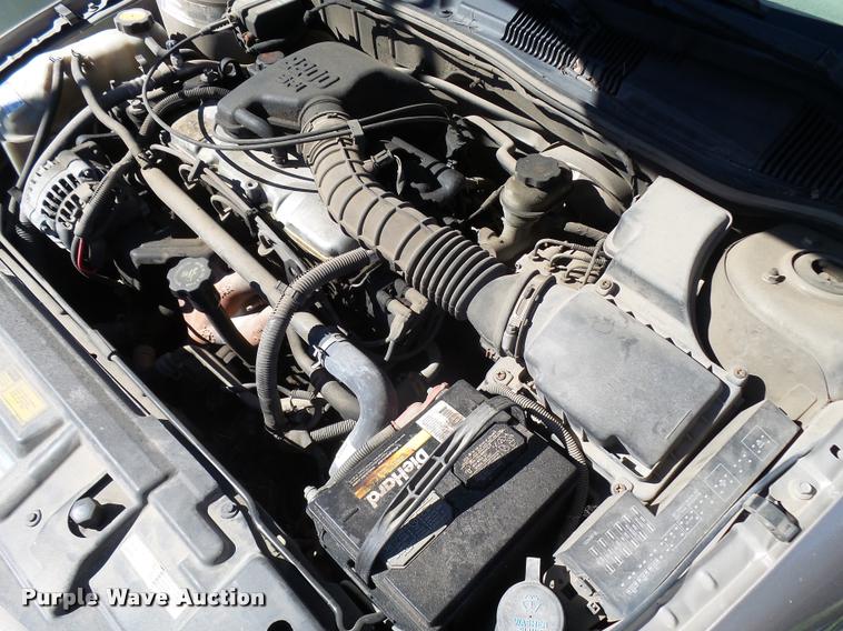 image for item L2720 2000 Chevrolet Cavalier