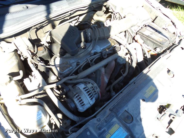 image for item L2720 2000 Chevrolet Cavalier