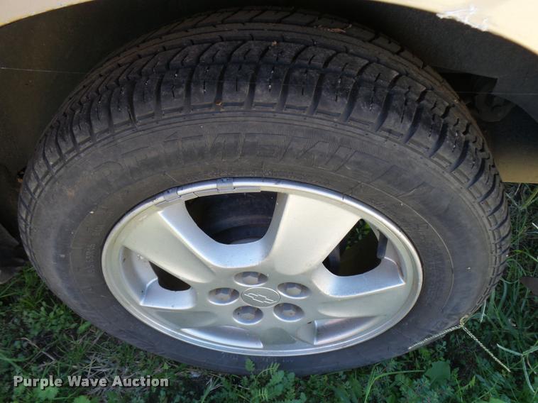 image for item L2720 2000 Chevrolet Cavalier