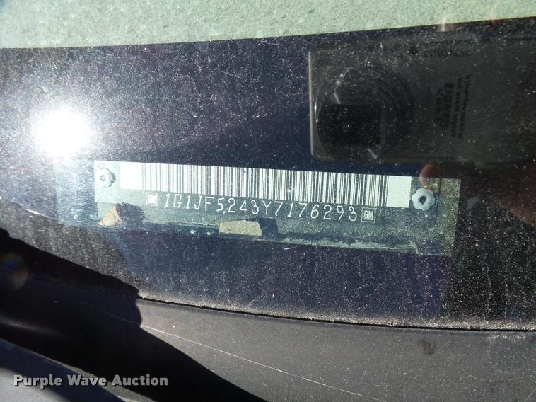 image for item L2720 2000 Chevrolet Cavalier