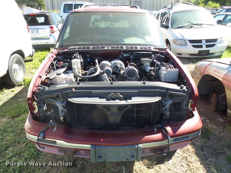 image for item L2722 1995 GMC Jimmy SUV